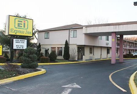Express Inn - Wall Farmingdale ภายนอก รูปภาพ