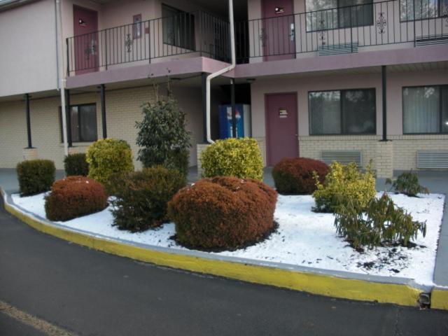 Express Inn - Wall Farmingdale ภายนอก รูปภาพ
